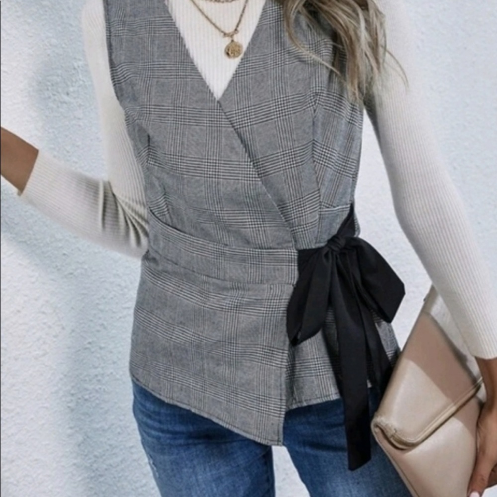 SHEIN vest